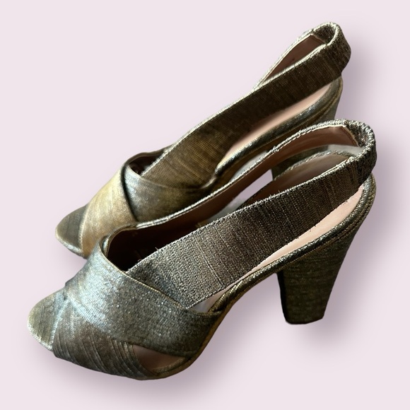 Women’s Daniblack Etta Sandal 5” Chunky Heel Gold Silver Metallic Size 9M - Picture 3 of 13